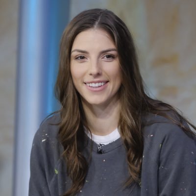 Profile Picture of Hilary Knight (@hmason) on Twitter