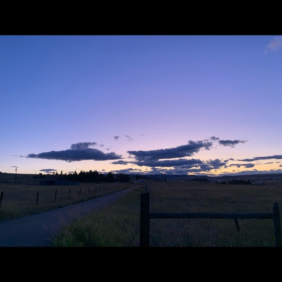 Profile Picture of Coryn Brodie (@cbrodie480) on Poshmark