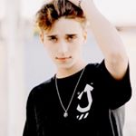 Profile Picture of ale | josh richards ☾ (@omgrichards) on Instagram