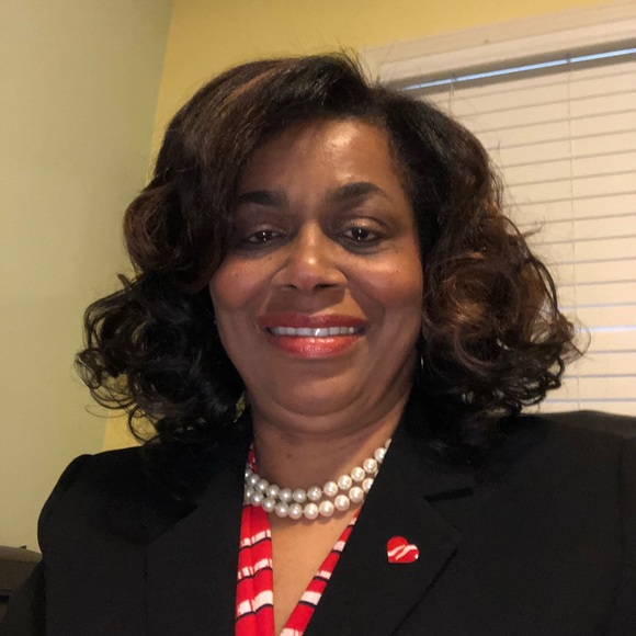 Profile Picture of Wendy Tabron (@us881501) on Poshmark