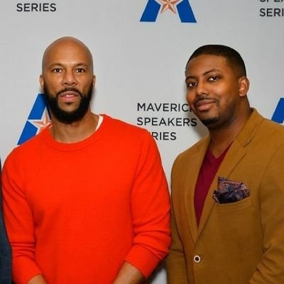 Profile Picture of V. David Russell (@MrRenaissance90) on Twitter
