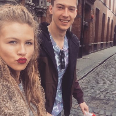 Profile Picture of Aimee Litchfield (@AimeeEloise) on Twitter