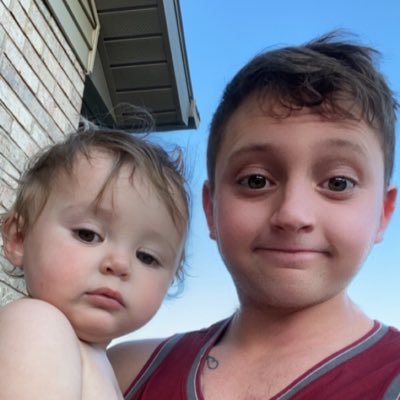 Profile Picture of Some Dude (@alex_bauer43) on Twitter
