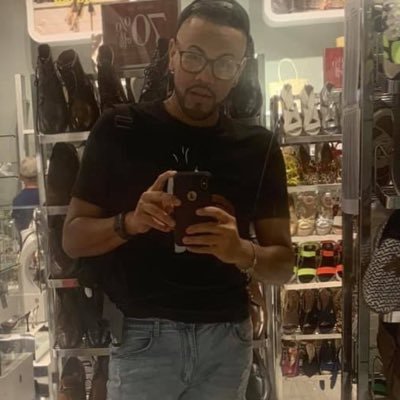 Profile Picture of Brian Lee  ✌️ (@leeb_22) on Twitter