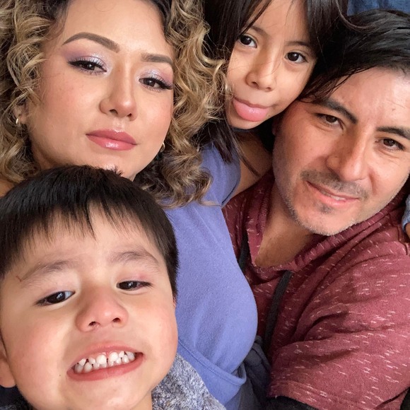 Profile Picture of Vianca Martinez (@viancamiau) on Poshmark