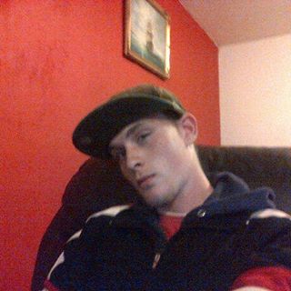 Profile Picture of Lee Case (@lee.case.944) on Facebook