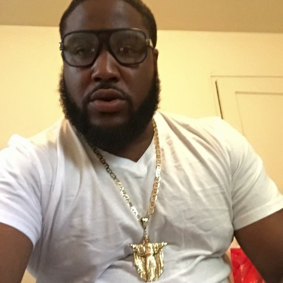 Profile Picture of Jeremy Lee (@skiplee) on Poshmark