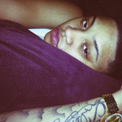 Profile Picture of Kianna Scott (@hennyandgold) on Twitter