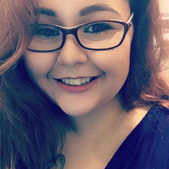 Profile Picture of Teira Breault (@teirab93) on Poshmark