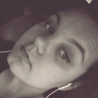 Profile Picture of Kimberly Powers (@Kimberl41207021) on Twitter