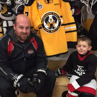 Profile Picture of Jason Deveaux (@DeveauxJason) on Twitter