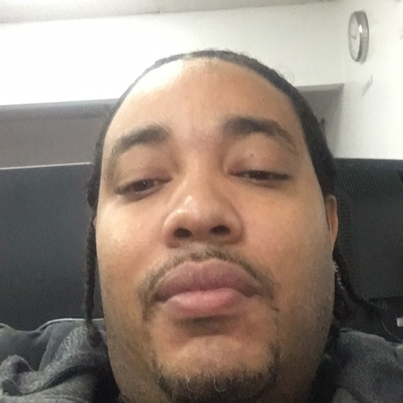 Profile Picture of Steven Rhodes (@rhodessteven26) on Poshmark