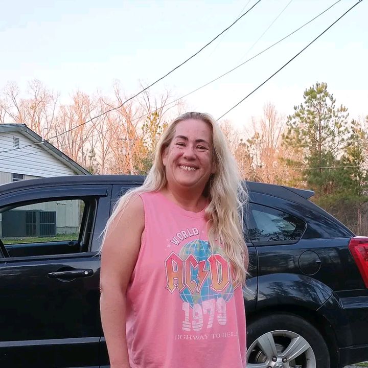 Profile Picture of Amanda (@amandamccarty18) on Tiktok