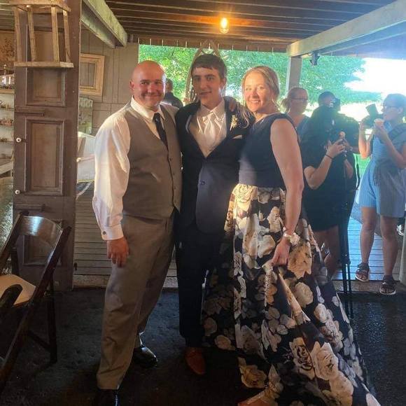 Profile Picture of Tammy Downey (@tamjo614) on Poshmark