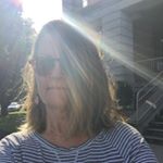 Profile Picture of Lynn Driver (@lynndriverart) on Instagram