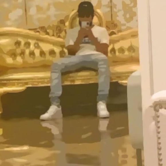 Profile Picture of Salem abou sarri Sarri (@ssarri) on Poshmark