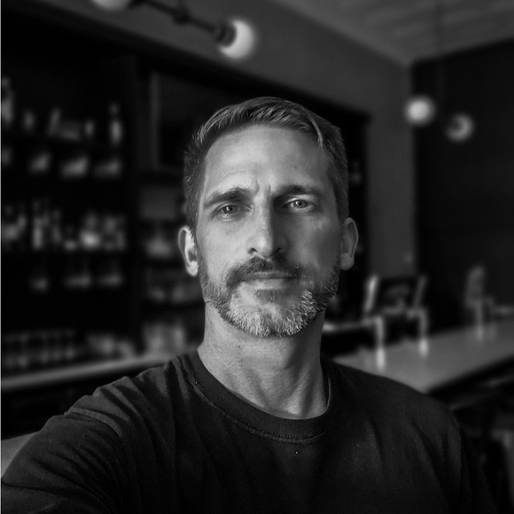 Profile Picture of Adam Bailey (@adambailey210) on Poshmark