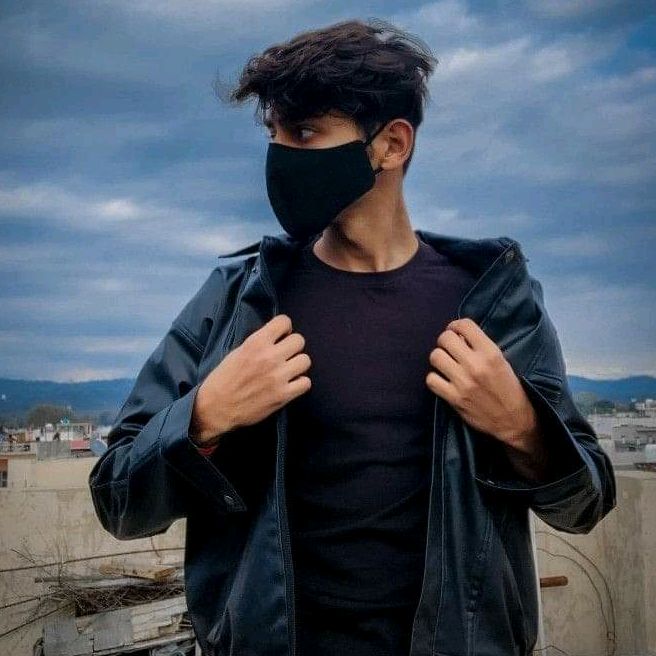 Profile Picture of alex lipom official (@alexliponofficial) on Tiktok