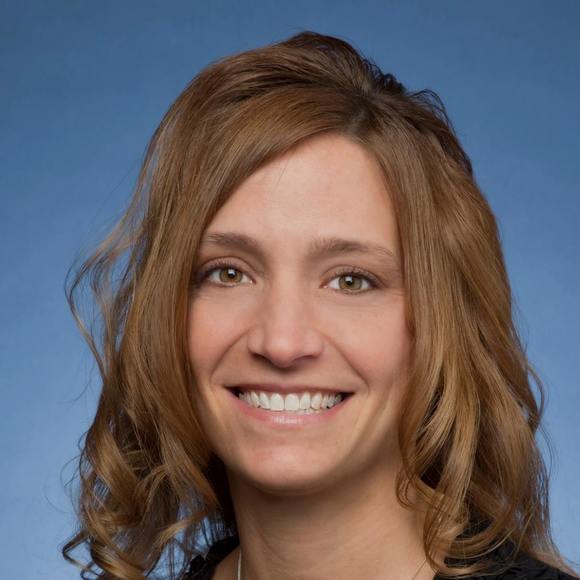 Profile Picture of Lisa Byall (@lisa_byall) on Poshmark