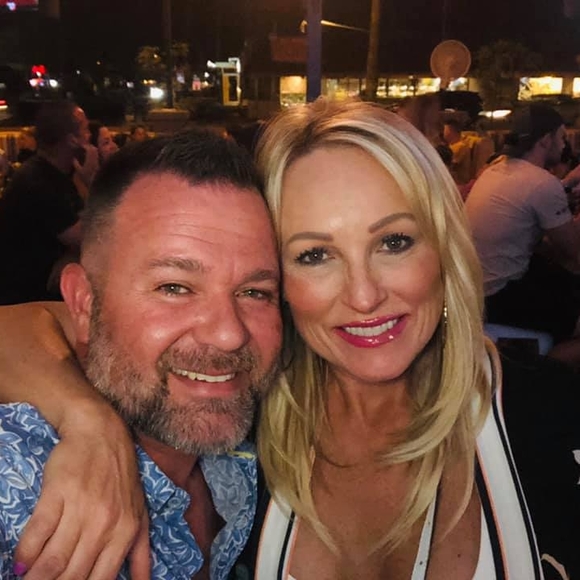 Jodi Paretta - Poshmark Profile Picture of Jodi Paretta (@jkparetta) on Poshmark