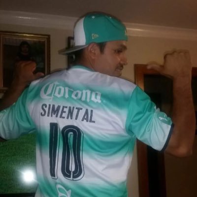 Profile Picture of Juan Simental (@JSimental26) on Twitter