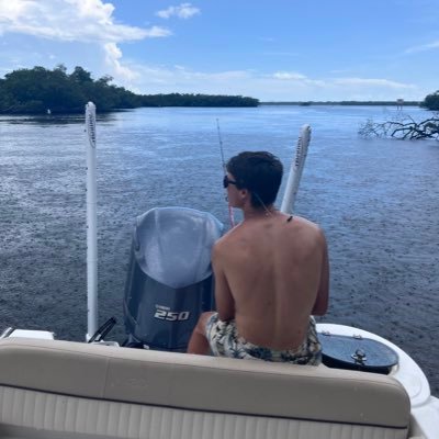 Profile Picture of Patrick Barry (@pinobarry2) on Twitter