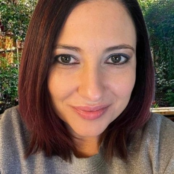 Profile Picture of Dalena Kleinow (@dkleinow24) on Poshmark