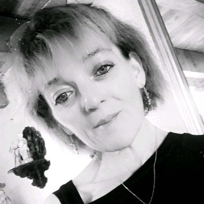 Profile Picture of catherine plault (@catherinepl) on Tiktok
