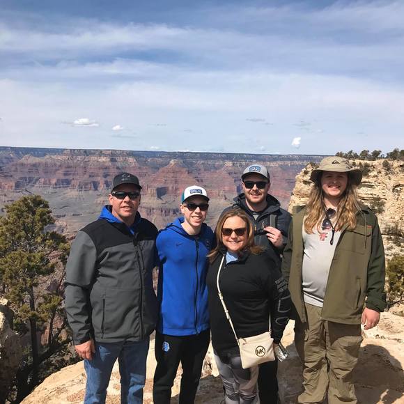 Profile Picture of Bridget Guell (@bridgguell) on Poshmark