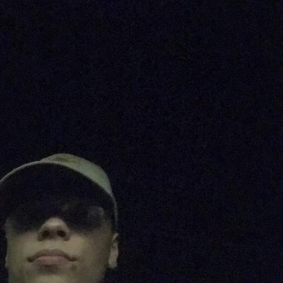 Profile Picture of Christopher Mclain (@chrismclain98) on Poshmark