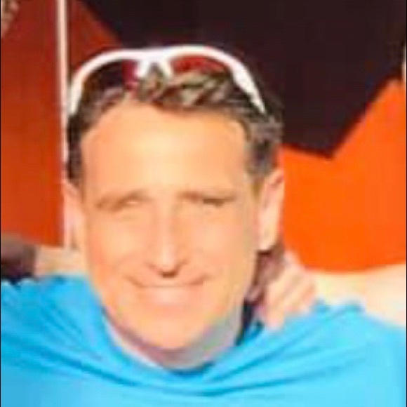 Profile Picture of David Hammer (@hammerd3) on Poshmark