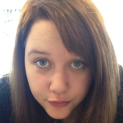 Profile Picture of Nadia Larsen (@NglNadia) on Twitter