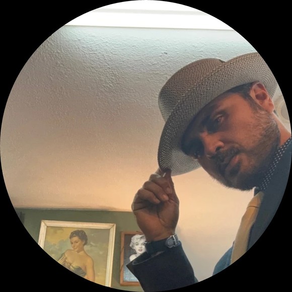 Profile Picture of I_used_to Havethat (@thriftpimp99) on Poshmark