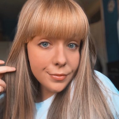 Profile Picture of Victoria Tucker (@_flo_xx) on Twitter