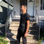 Profile Picture of Robert Staples (@robb.yktv) on Instagram