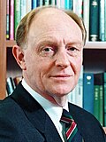 Profile Picture of Neil Kinnockon Wikipedia