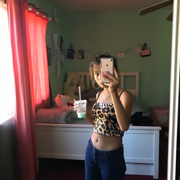 Profile Picture of Amaryllis Rojas (@amaryllisrojas) on Poshmark