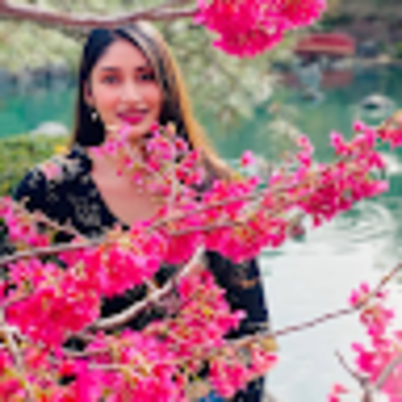 Profile Picture of Upeksha Senarath (@upekshasenarath) on Poshmark