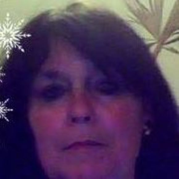 Profile Picture of Kim Wilson (@kimiwtky) on Poshmark