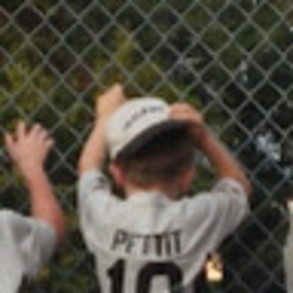 Profile Picture of Chris Pettit gaming (@kristahilton61) on Poshmark