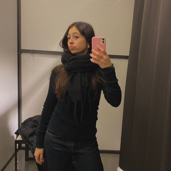 Profile Picture of heloiseprrl (@heloiseprrl) on Tiktok