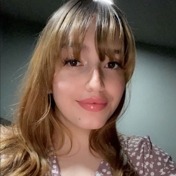 Profile Picture of Jaycee Martinez (@jaycee51321) on Poshmark