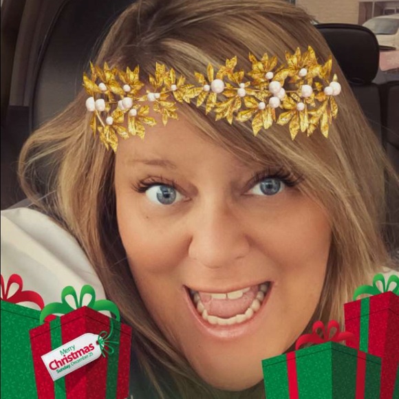 Profile Picture of Amy Mckay (@daisygr) on Poshmark