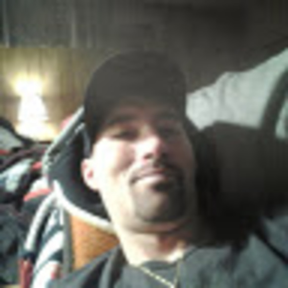 Profile Picture of Jesse Dexter (@jessedexter23) on Poshmark