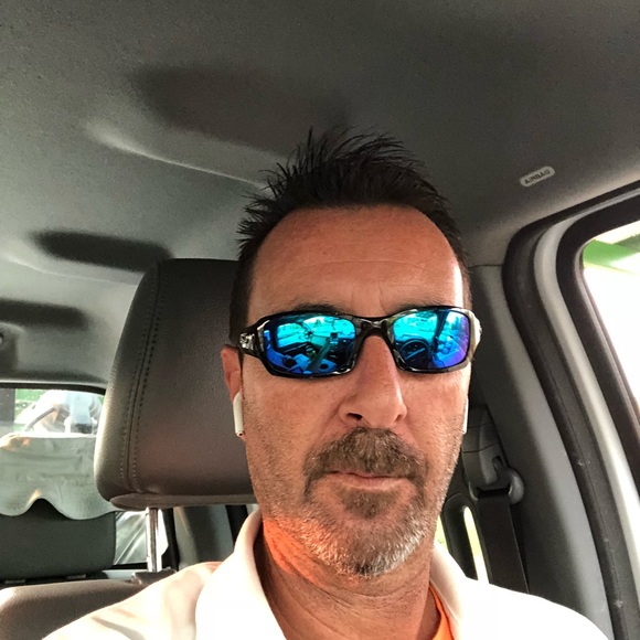 Profile Picture of Spiros Kolomvotos (@spiro2k) on Poshmark