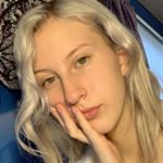 Profile Picture of amber caruthers 🍋 (@ambersorbit) on Instagram