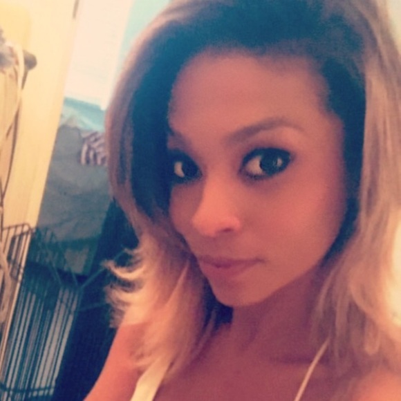 Profile Picture of Erika Bray (@erikabray) on Poshmark