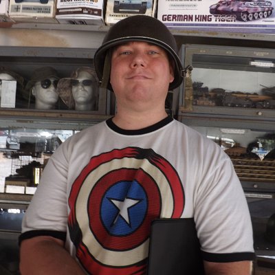 Profile Picture of Mike Bolter (@rabidcoconut) on Twitter