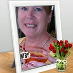 Profile Picture of Pauline Grosvenor (@grosvenorpauline) on Instagram