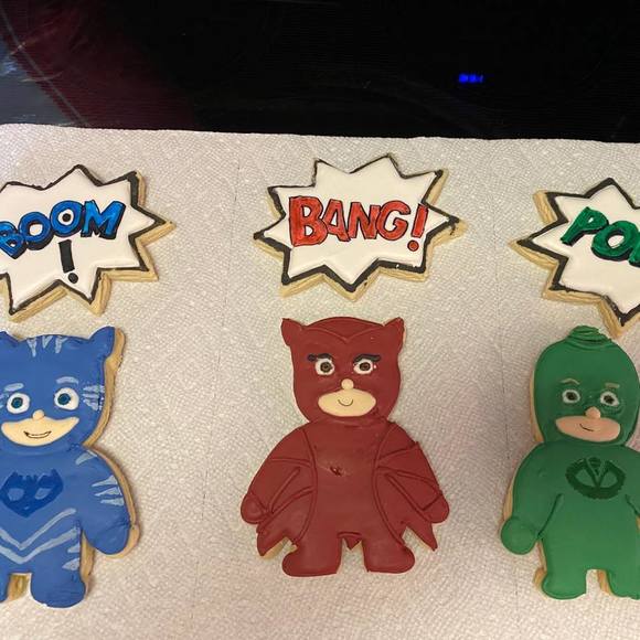 Profile Picture of Mary Stubbs (@fourstubbs) on Poshmark